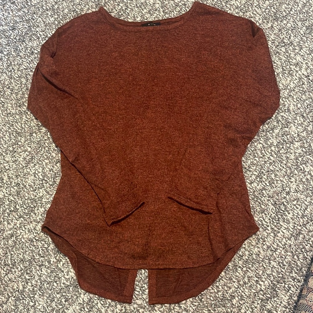 Sweater with bow tie back